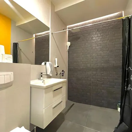 Engadin's In Old Town Apartamento